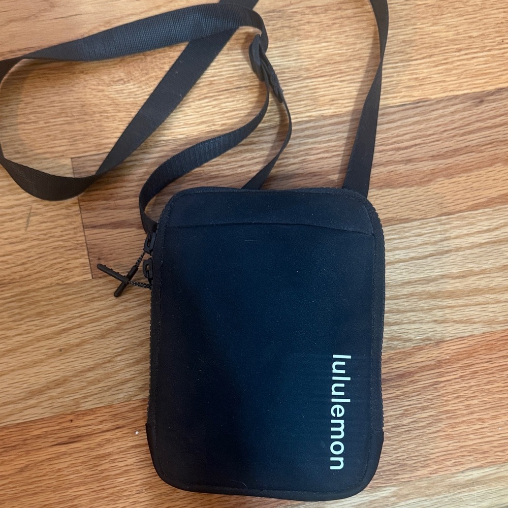lululemon athletica Black Belt Bag